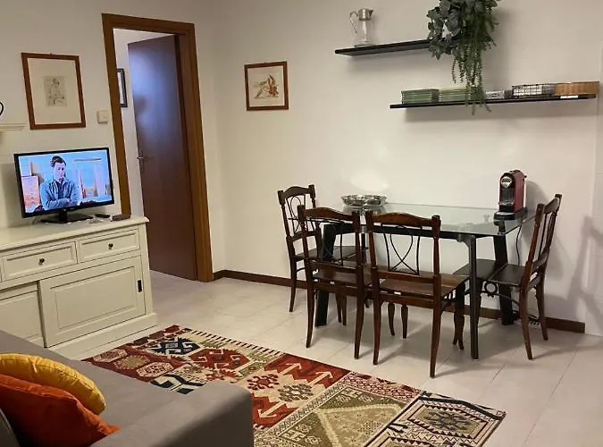 Accademia Family アパート *